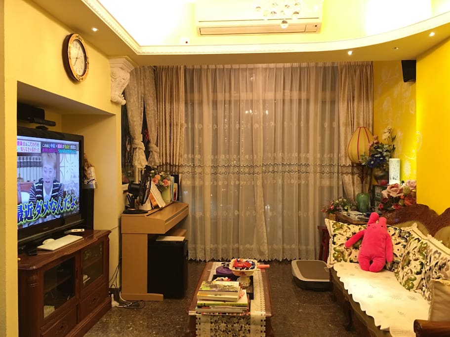 Comfortable living room
