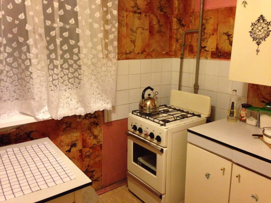 Кухня "бабушка-стайл". Планирую небольшой косметический ремонт
Kitchen