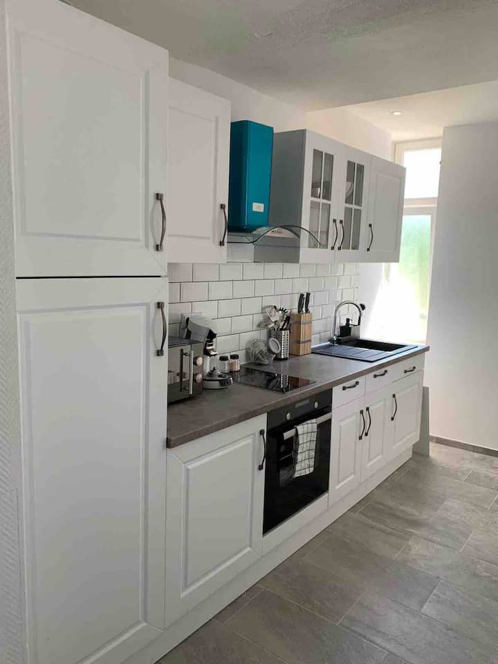 Beautiful Luxury Apartment In A Historic Building - Landstuhl