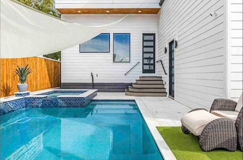 Designer Home w/ Rooftop Deck near All Attractions