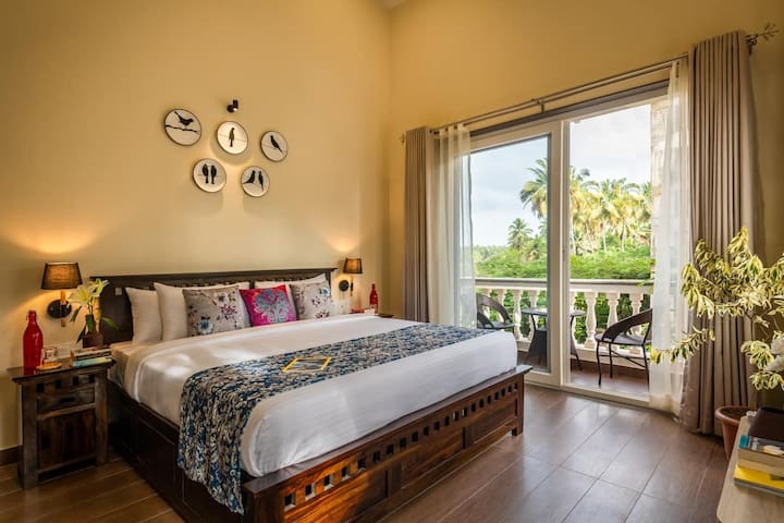 6BHK PRIVATE POOL BEACH VILLA @ BAGA