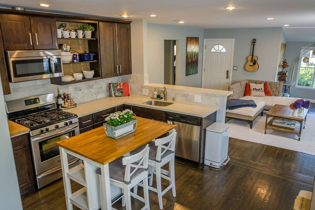 Shared Kitchen / Living Area