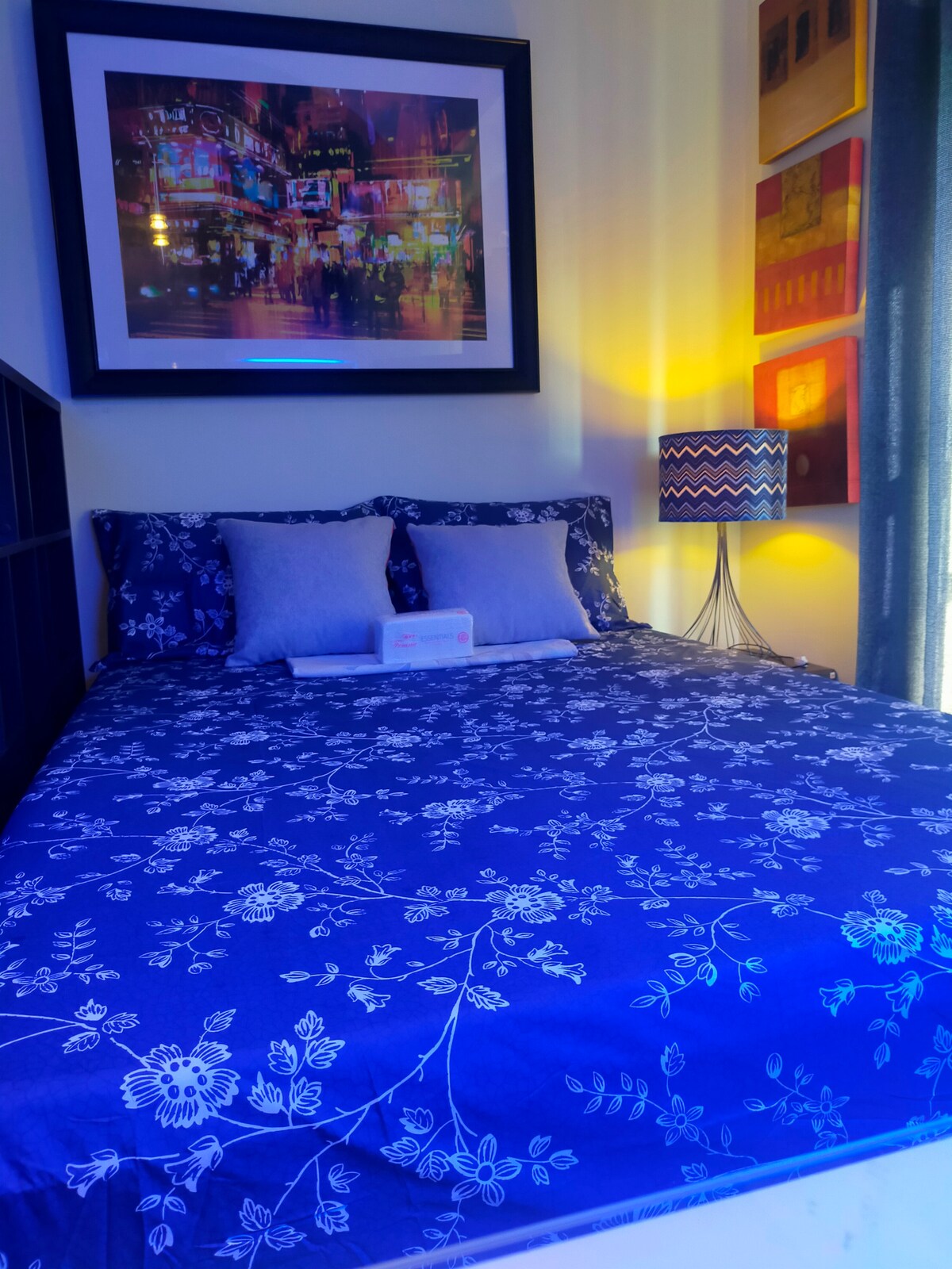 מיטת קווין סייז. 