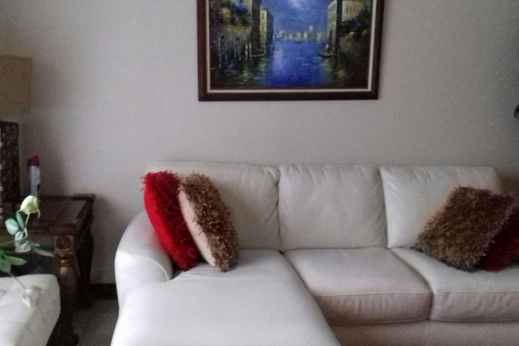 Sala de tv del primer piso