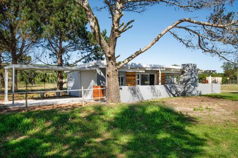Rubiaceae Country cottage, private/ secure UNIT 1