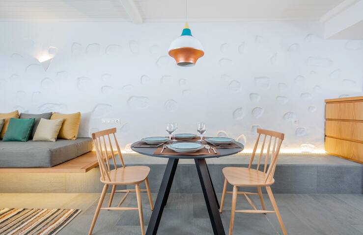 Dreambox 2 bedroom maisonette with pool gallery image 3