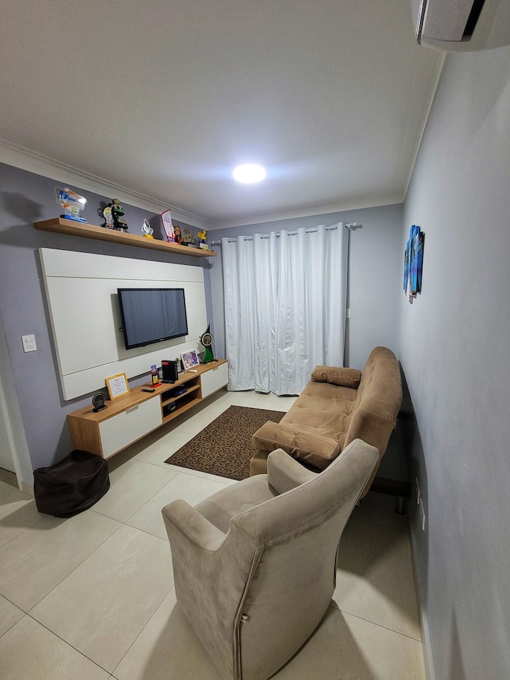 ห้องนั่งเล่นหรือห้องดูทีวีของเรา