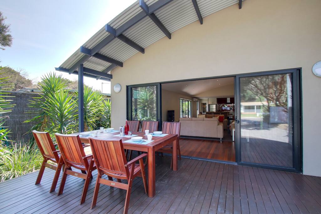 Front deck