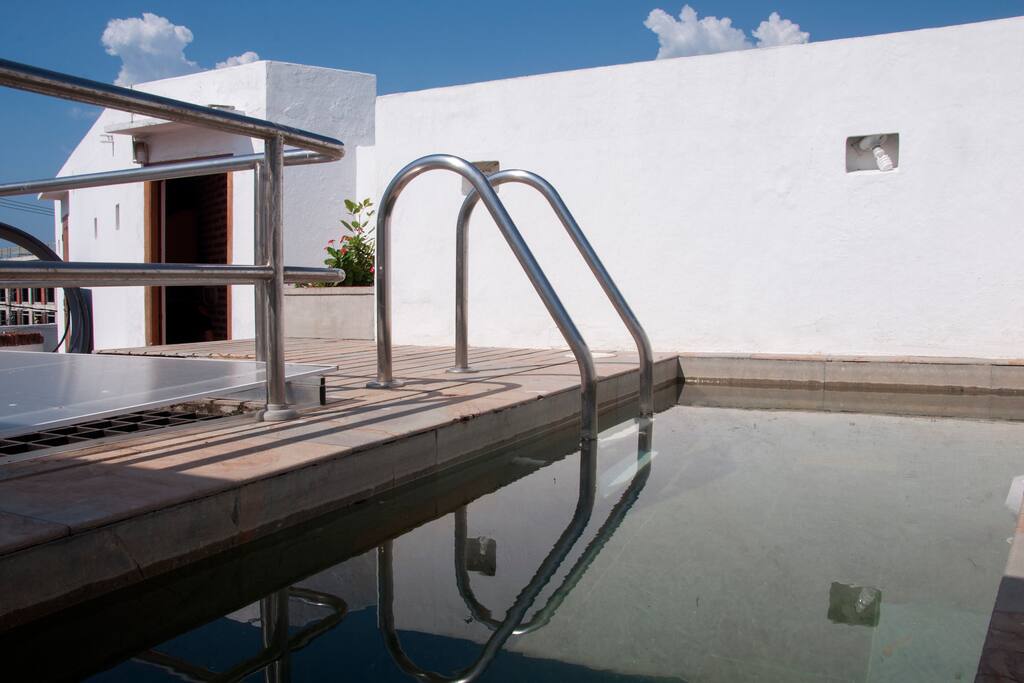 Roof Deck Jacuzzi