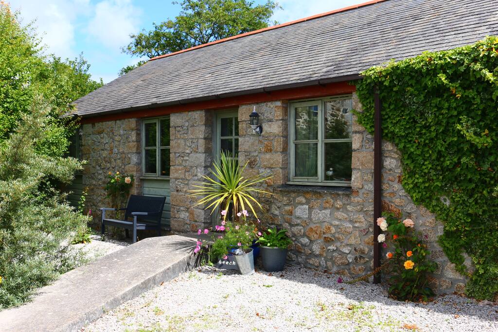 Beeches Cottage Heath farm Cottages for Rent in Cornwall, England