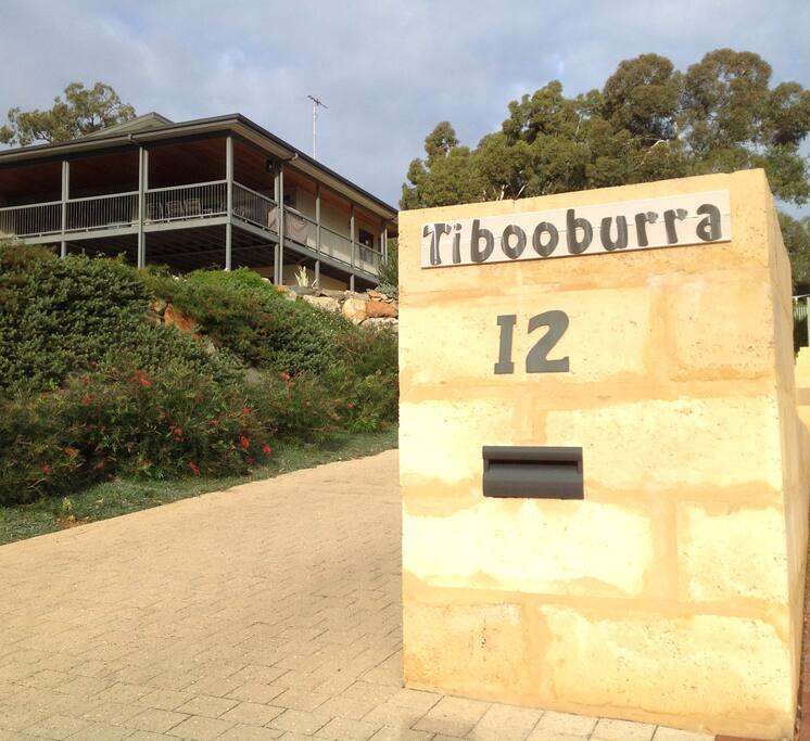 Tibooburra B & B Kalamunda Perth Western Australia