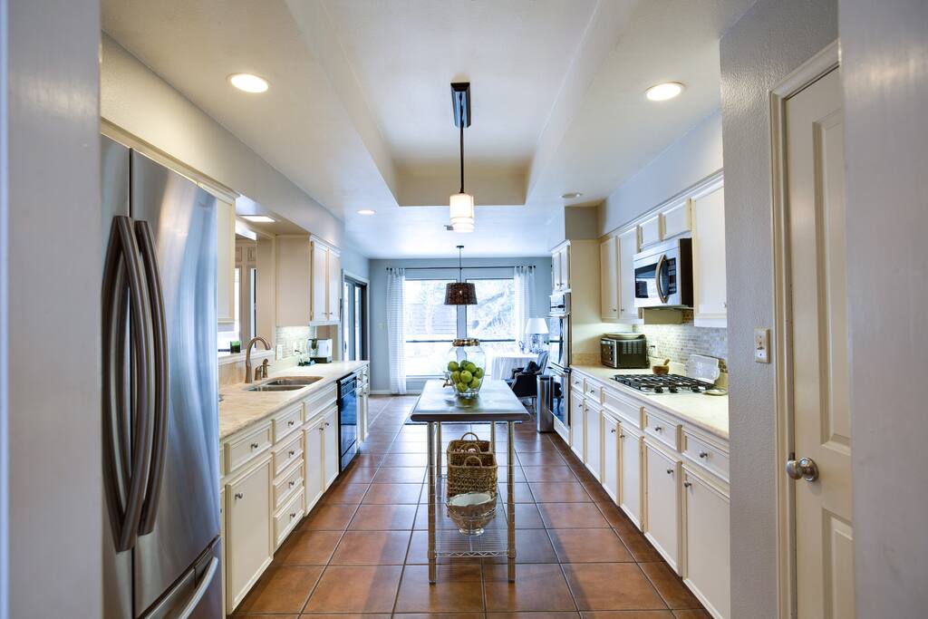 The kitchen has plenty of counter space and quality accessories and appliances to meet your needs during your stay.
