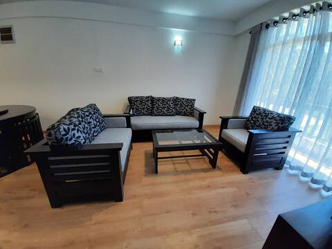 Newly built & furnished 2 bedroom condo.@ Lakeview