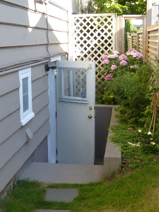 Private Entrance
