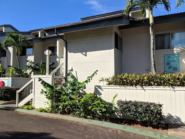 Rare Family Condo – Steps From Napili Beach
