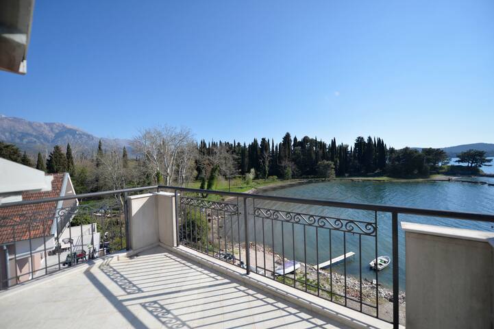 Pontus luxury apartments managed Airbnb listing 1