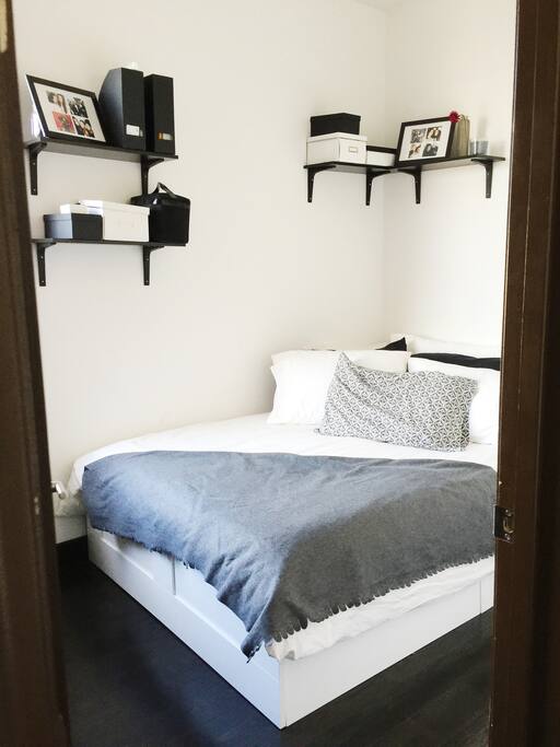 1st bedroom