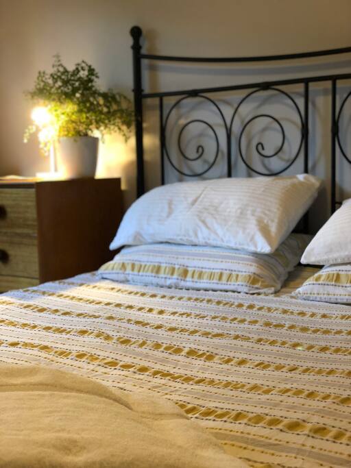 If you like cotton sheets and fluffy towels and a comfortable bed, than our place might be for you