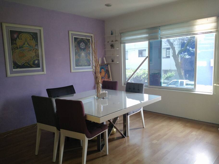 el comedor, tambien puede usarlo