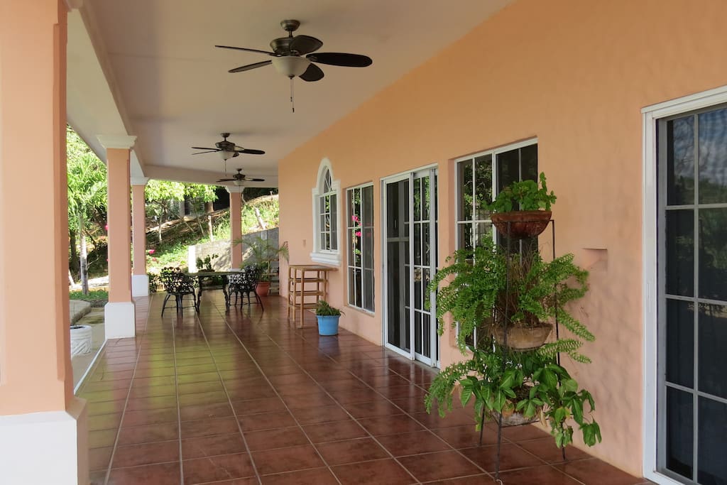 Spacious terrasse