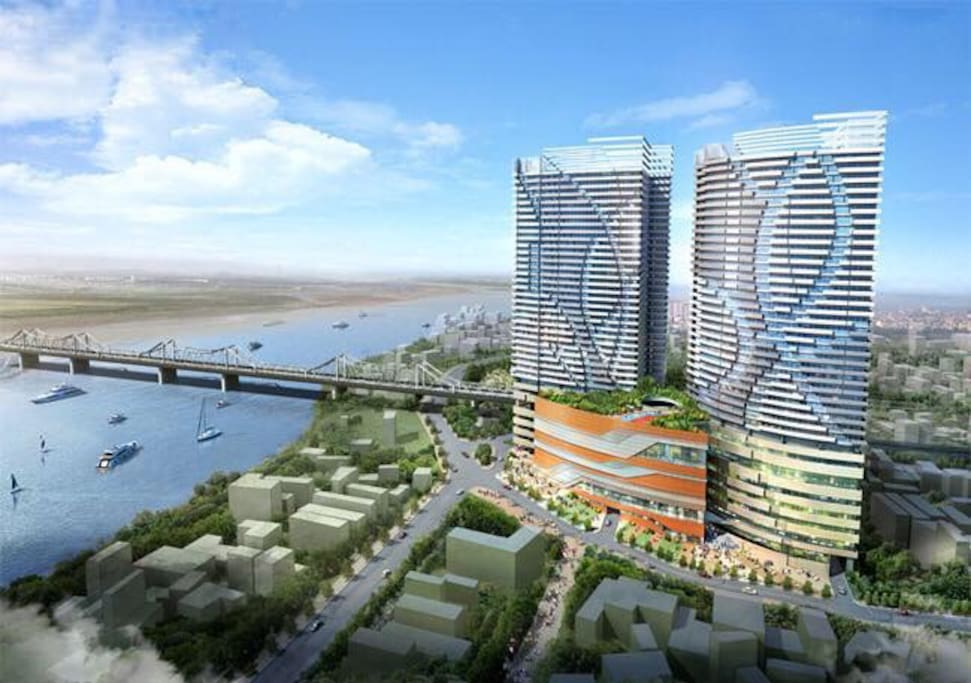 The apartment is located in the next-to-river building, has an amazing view that you can not find anywhere in Hanoi