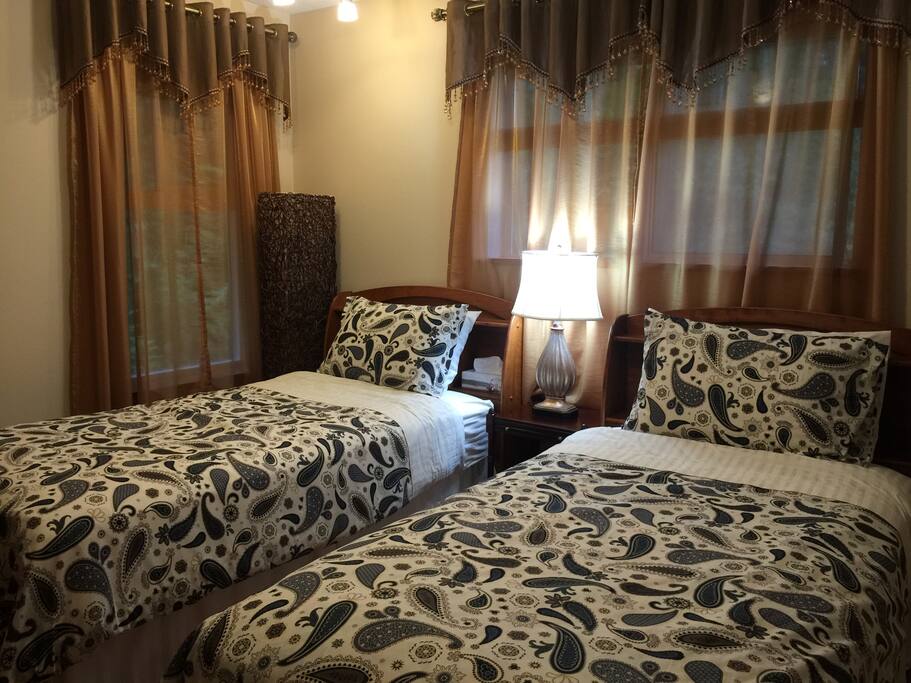 Mountain View Room for the kids