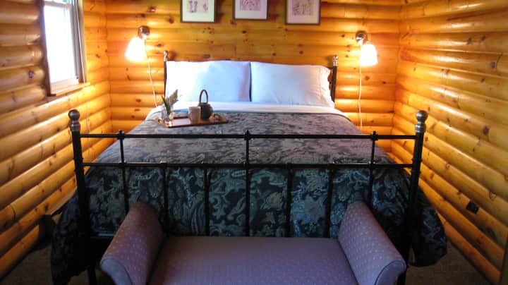 Master Bedroom with king bed