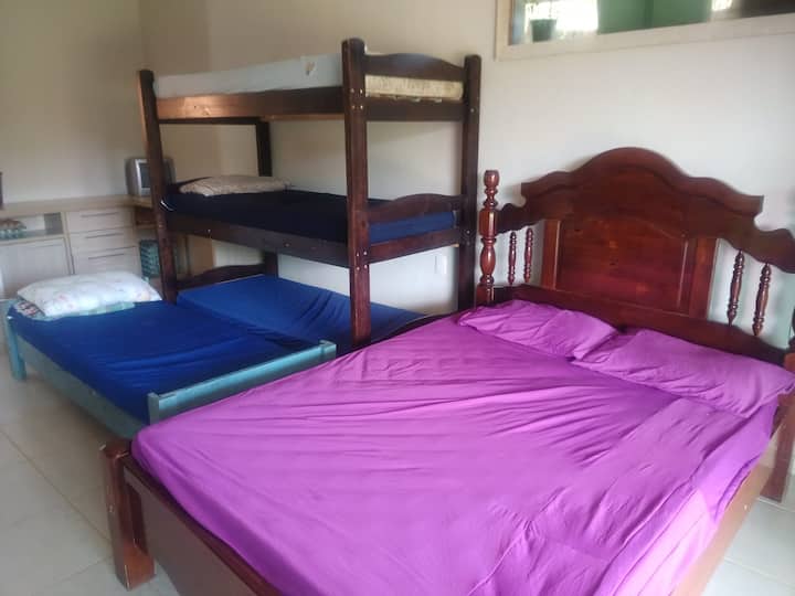 საძინებელი 1