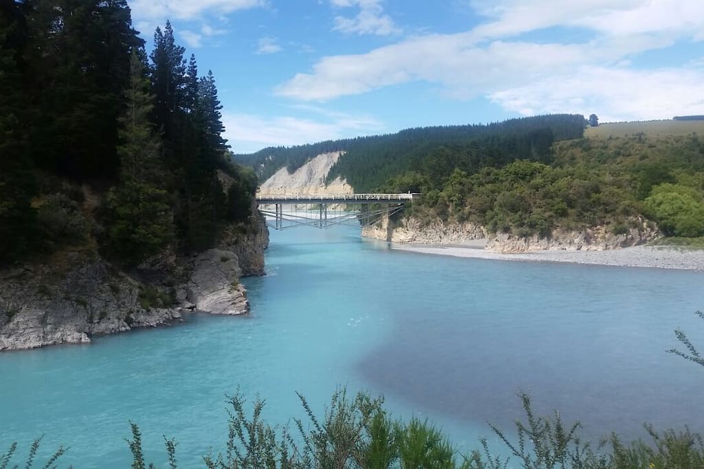 Rakaia Gorge where you can go Jetboating, picnicing or enjoy one of the multiple walks.