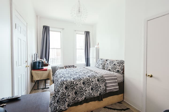 Private studio! Thoroughly disinfected 1A