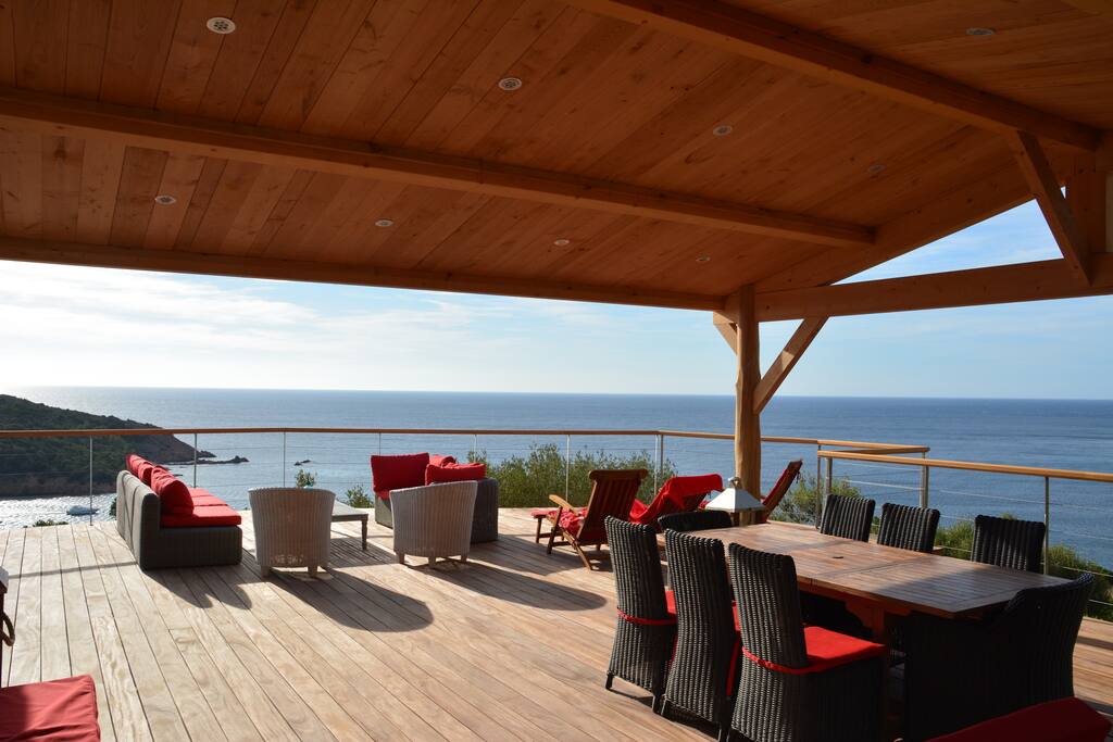 coin repas grande terrasse