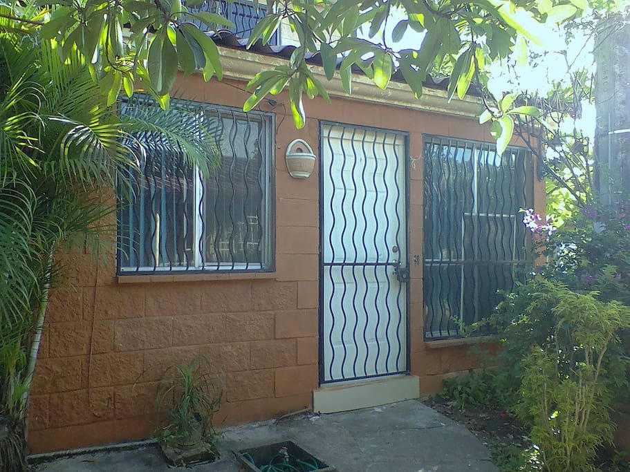 Fachada casa 28