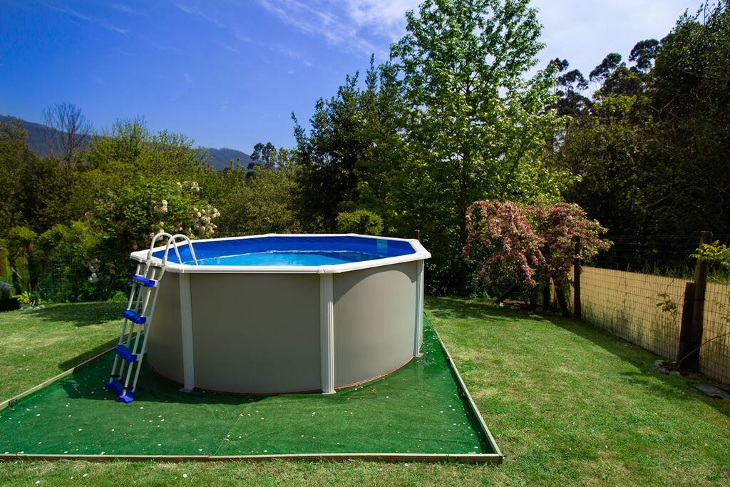 Una piscina de 3,60 de diámetro x 1,20 para mayores y pequeños para una diversión asegurada