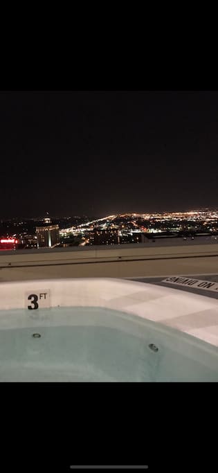 Rooftop hottub overlooking the city