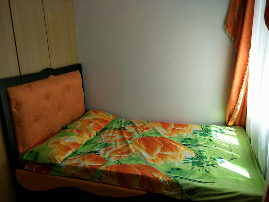 Queen size bed good for 2