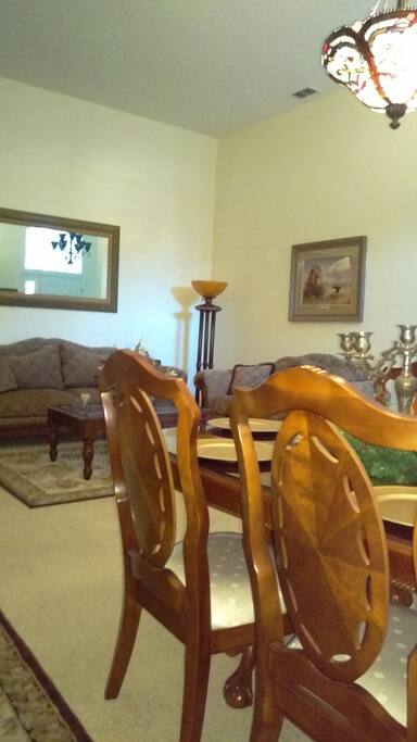 Formal living/dining room