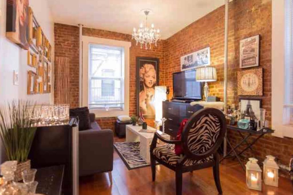 1 bed in Chic Apt in Astoria NYC Apartments for Rent in Queens, New
York, United States