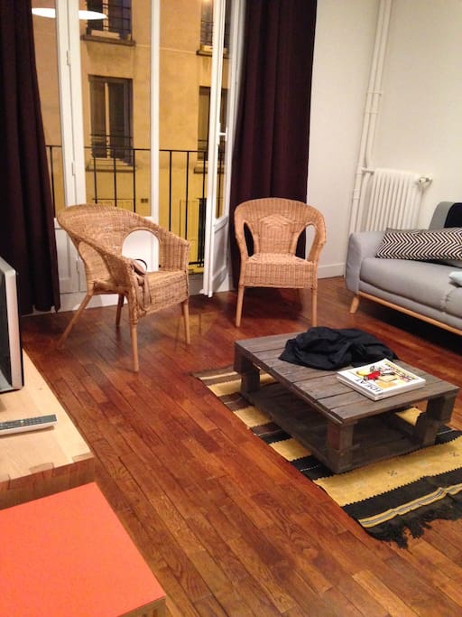 Salon / living room