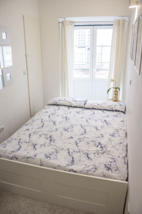 CHARMING FLAT in BAIRRO ALTO w/TERRACE