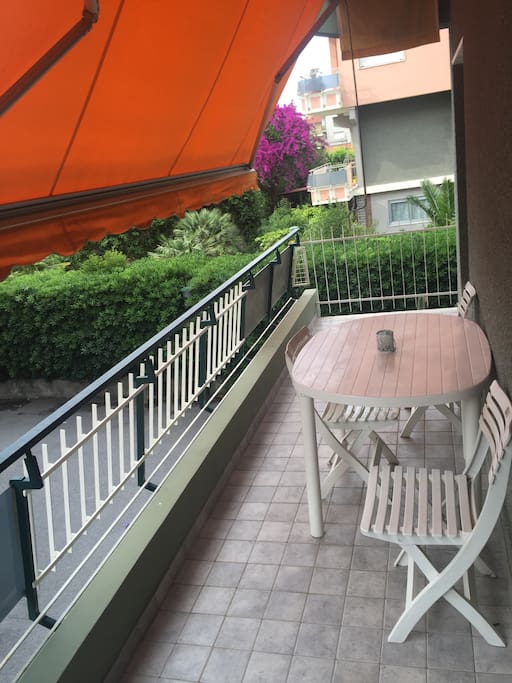 Balcone su cucina