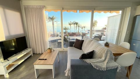 Successful Airbnb property: Apartment with sea views in Torrox
