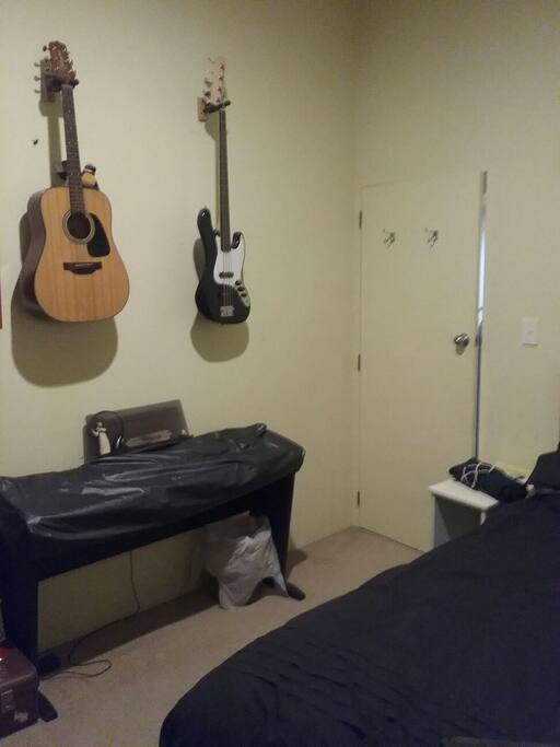 Singer songwriters tools