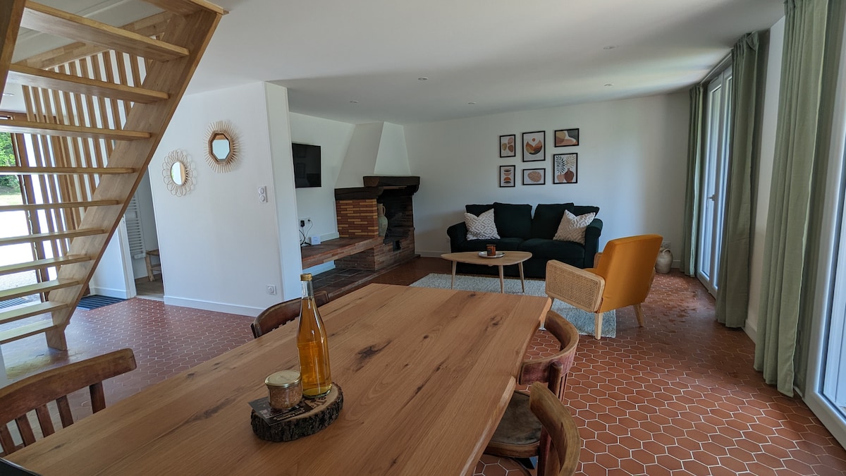 Successful Airbnb property: Waterfront house – ideal for families in Tarn Et Garonne