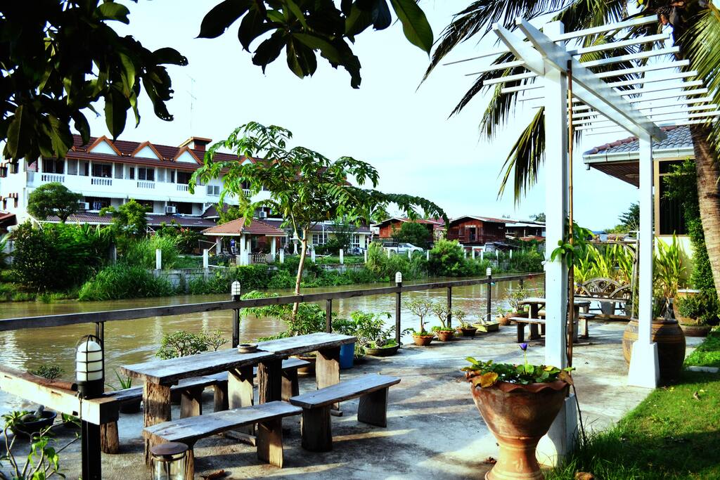 Balcony, terrace of patio, Area and Facilities