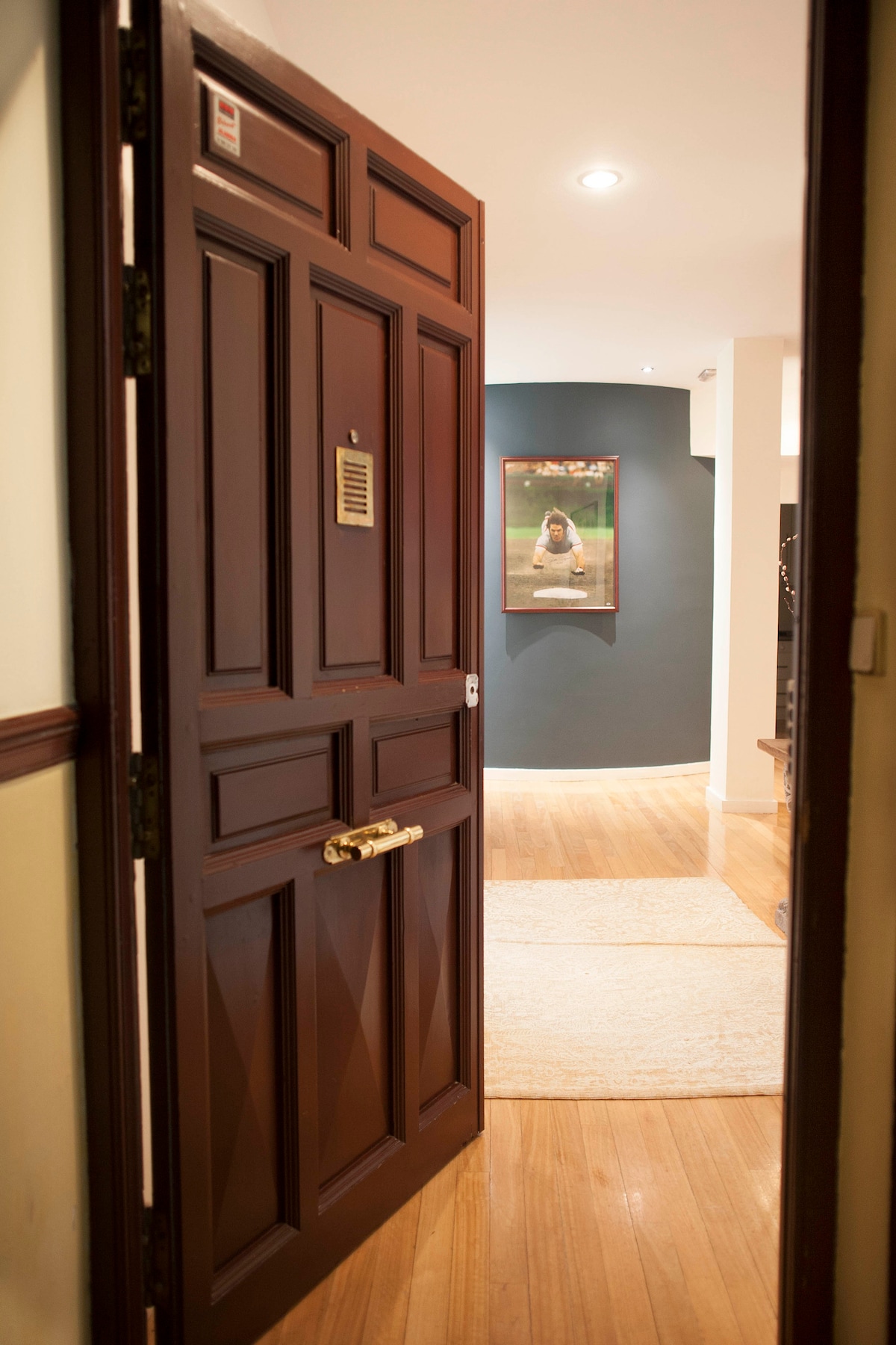 Top Airbnb: Spacious Exclusive Apartment in Madrid Golden Mile in Salamanca