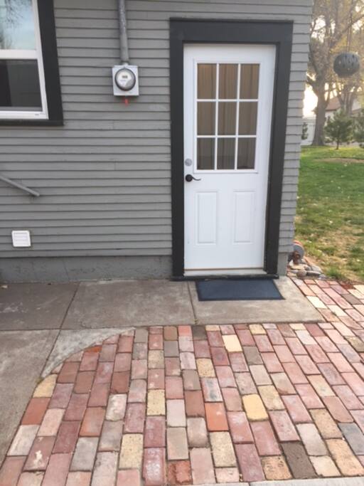 Entrance into the apartment