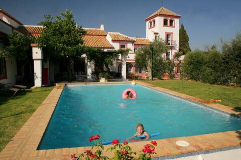 Historical Cortijo in Outstanding Location