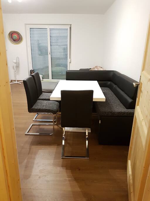 Kitchen + living room picture 2
