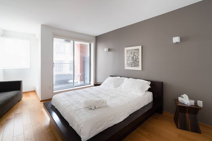 Designer Penthouse gallery image 3