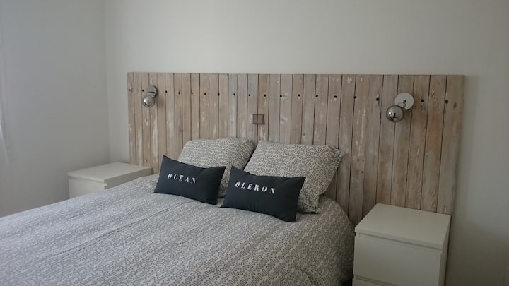 เตียงห้องนอน 160 x 200